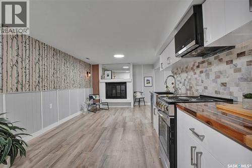 2945 Preston Avenue S, Saskatoon, SK - Indoor Photo Showing Kitchen