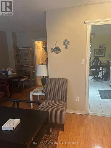 5550 Cosmic Crescent, Mississauga, ON - Indoor