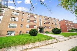 110 - 308 THE KINGSWAY  Toronto, ON M9A 3V2