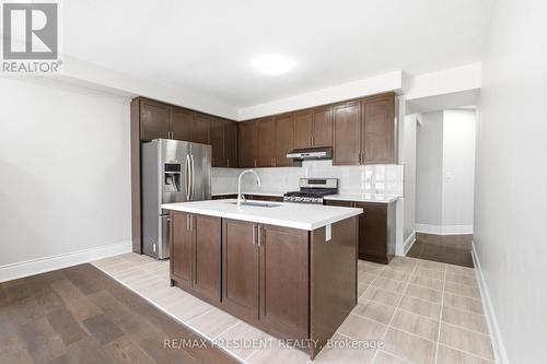43 Mullholland Avenue, Cambridge, ON - Indoor Photo Showing Kitchen