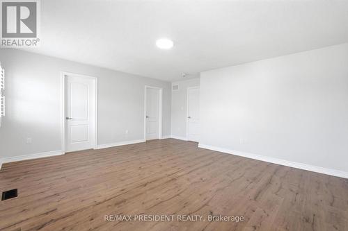 43 Mullholland Avenue, Cambridge, ON - Indoor Photo Showing Other Room