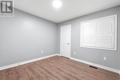 43 Mullholland Avenue, Cambridge, ON - Indoor Photo Showing Other Room