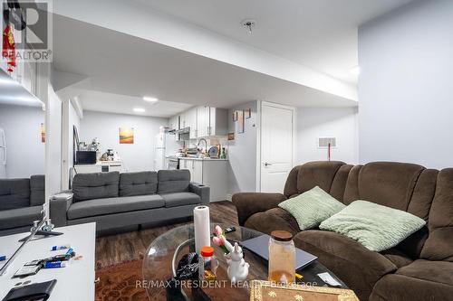 43 Mullholland Avenue, Cambridge, ON - Indoor Photo Showing Living Room