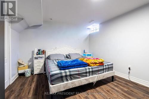 43 Mullholland Avenue, Cambridge, ON - Indoor Photo Showing Bedroom