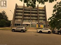 62 BALSAM Street Unit# H304  Waterloo, ON N2L 3H2