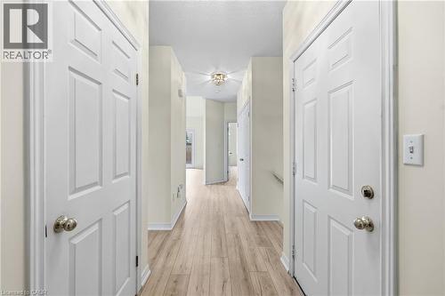98 Sunibel Drive E, Glanbrook, ON - Indoor Photo Showing Other Room