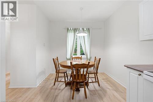 98 Sunibel Drive E, Glanbrook, ON - Indoor Photo Showing Dining Room