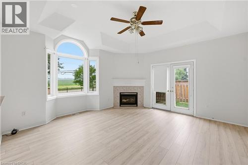 98 Sunibel Drive E, Glanbrook, ON - Indoor Photo Showing Living Room With Fireplace