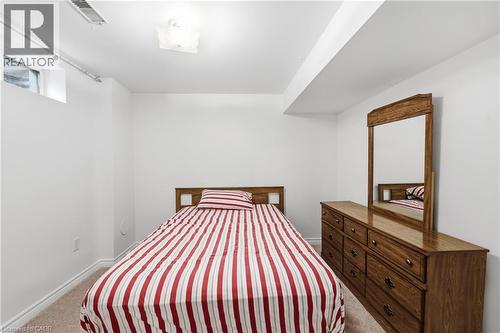 98 Sunibel Drive E, Glanbrook, ON - Indoor Photo Showing Bedroom