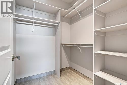 1623 Broadway Avenue, Saskatoon, SK - Indoor With Storage
