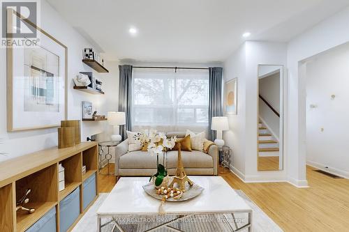 783 Birchmount Road, Toronto, ON - Indoor Photo Showing Living Room