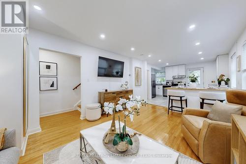 783 Birchmount Road, Toronto, ON - Indoor Photo Showing Living Room