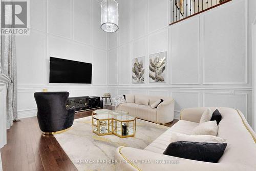 60 Chesney Crescent, Vaughan, ON - Indoor