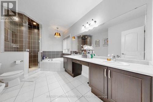 60 Chesney Crescent, Vaughan, ON - Indoor Photo Showing Bathroom