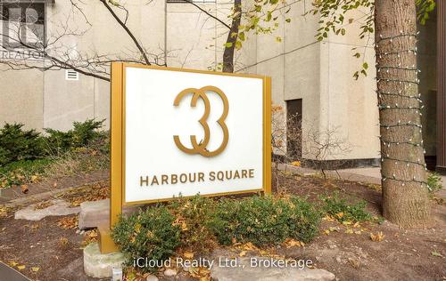 837 - 33 Harbour Square, Toronto, ON - 