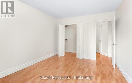 837 - 33 Harbour Square, Toronto, ON - Indoor Photo Showing Other Room