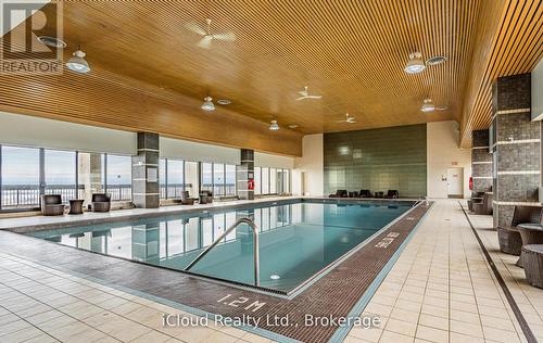 837 - 33 Harbour Square, Toronto, ON - Indoor Photo Showing Other Room With In Ground Pool