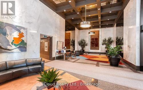 837 - 33 Harbour Square, Toronto, ON - Indoor Photo Showing Other Room