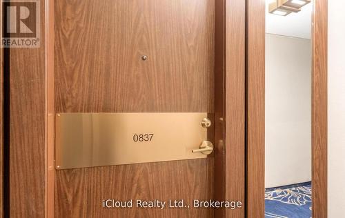 837 - 33 Harbour Square, Toronto, ON - Indoor Photo Showing Other Room