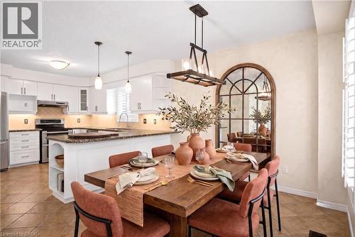 36 Foxmeadow Road, Cambridge, ON - Indoor Photo Showing Dining Room