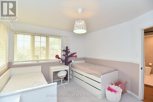 22 Moore Crescent, Hamilton, ON - Indoor