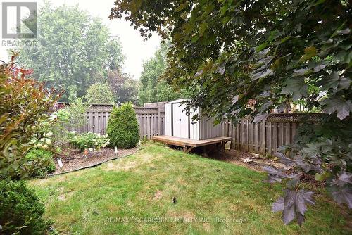 22 Moore Crescent, Hamilton, ON - Outdoor