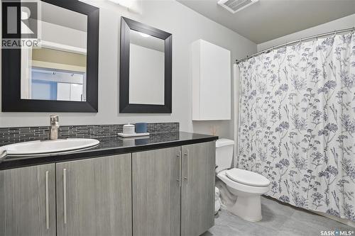 206 2255 Angus Street, Regina, SK - Indoor Photo Showing Bathroom