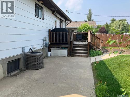 1103 3Rd Street W, Nipawin, SK - Outdoor With Exterior