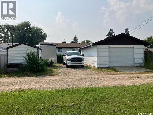 1103 3Rd Street W, Nipawin, SK - Outdoor With Exterior