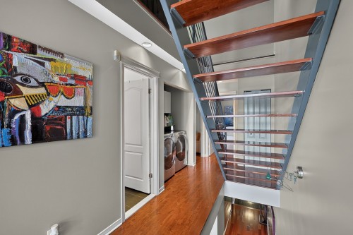 Escalier - 1 71E Avenue, Laval (Chomedey), QC - Indoor Photo Showing Other Room