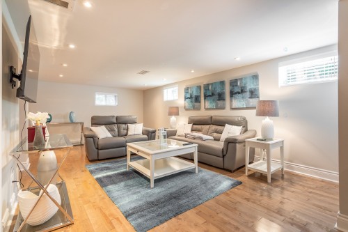 Salle de jeux - 108 Av. Angell, Beaconsfield, QC - Indoor