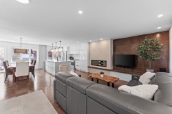 Salon - 