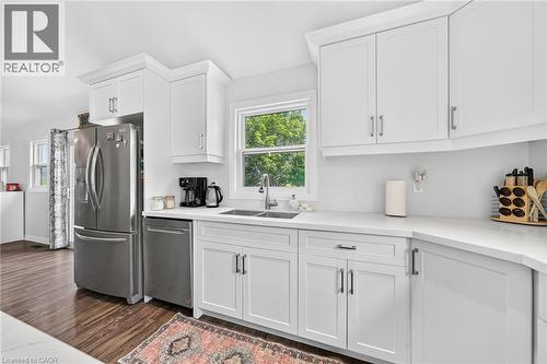 967 4Th Line, Caledonia, ON - Indoor Photo Showing Kitchen With Double Sink