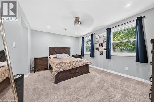 967 4Th Line, Caledonia, ON - Indoor Photo Showing Bedroom