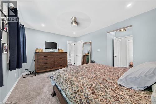 967 4Th Line, Caledonia, ON - Indoor Photo Showing Bedroom
