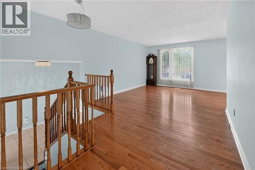 186 Glenmor Drive, Caledonia, ON - Indoor Photo Showing Other Room