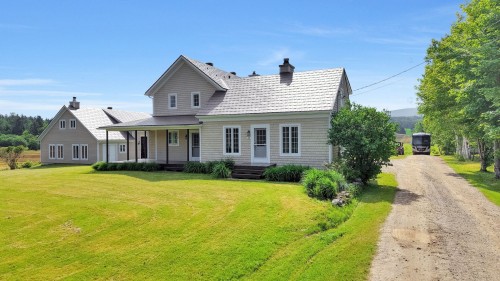 Façade - 601  - 618 Route 216, Saint-Philémon, QC 
