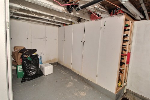 Rangement - 329 Ch. Des Castors, Rouyn-Noranda, QC - Indoor Photo Showing Basement