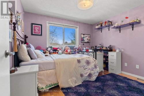 48 Sample Road, Ottawa, ON - Indoor Photo Showing Bedroom