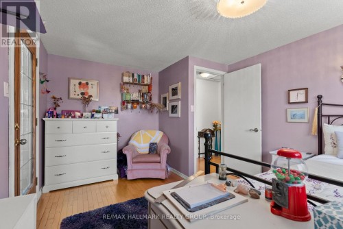 48 Sample Road, Ottawa, ON - Indoor Photo Showing Bedroom