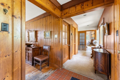 Hall d'entrée/Vestibule - 14 Ch. Glassford, Austin, QC - Indoor Photo Showing Other Room