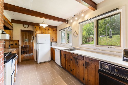Cuisine - 14 Ch. Glassford, Austin, QC - Indoor Photo Showing Kitchen