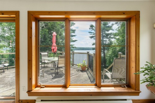 Vue - 14 Ch. Glassford, Austin, QC - Indoor Photo Showing Other Room With Body Of Water