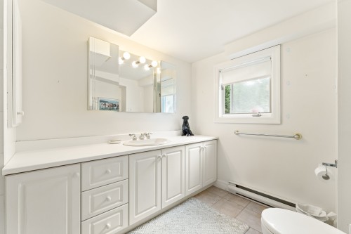 Salle de bains - 14 Ch. Glassford, Austin, QC - Indoor Photo Showing Bathroom