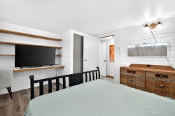 Bedroom - 