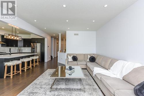 132 Drone Crescent, Guelph, ON - Indoor
