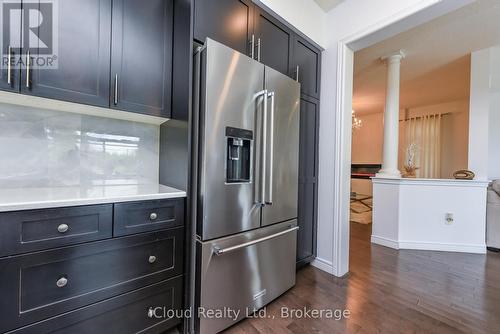 132 Drone Crescent, Guelph, ON - Indoor Photo Showing Kitchen
