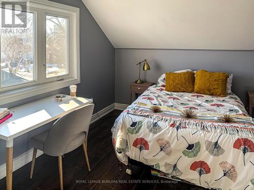 1 Mahony Avenue, Hamilton, ON - Indoor Photo Showing Bedroom