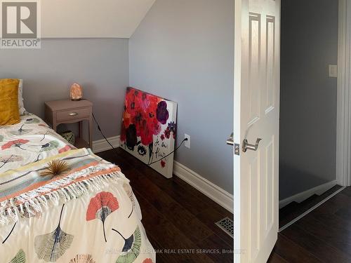 1 Mahony Avenue, Hamilton, ON - Indoor Photo Showing Bedroom