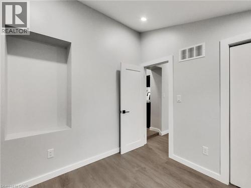 67 Cope Street, Hamilton, ON - Indoor Photo Showing Other Room